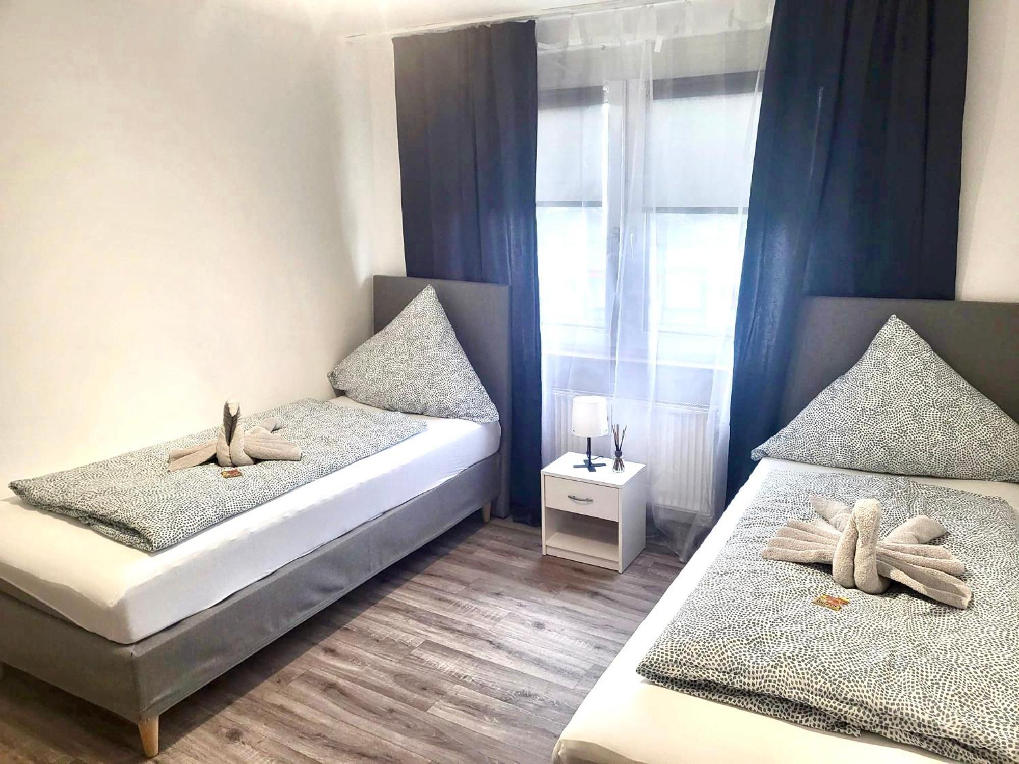 New High Speed Wifi - Elegantes 2 Schlafzimmer Apart Mit 3 Betten Пфорцхайм Екстериор снимка